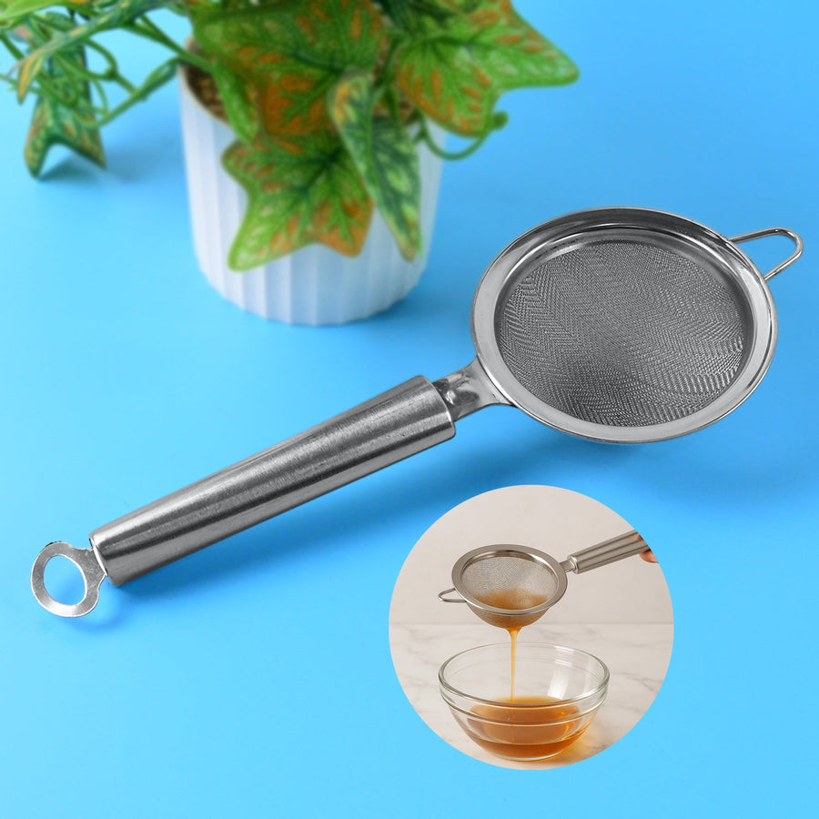 Stainless Steel Mesh Strainer – Fine Mesh & Heat-Resistant Handle