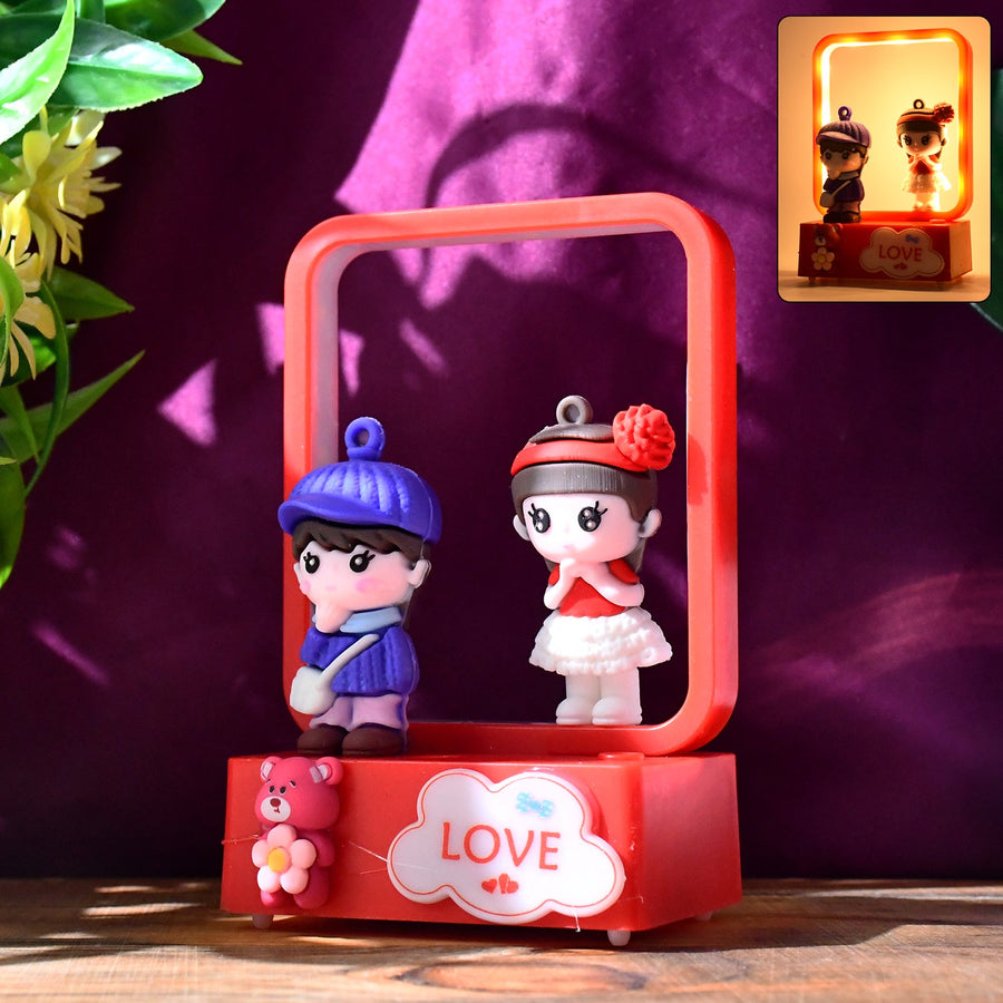 Love Couple LED Figurine Light – Romantic Decorative Lamp