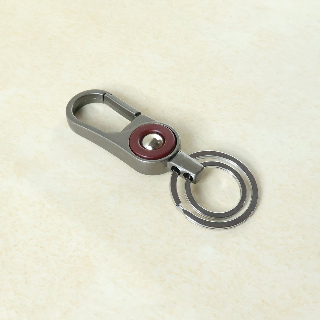 Dual ring metal key holder with secure clip design