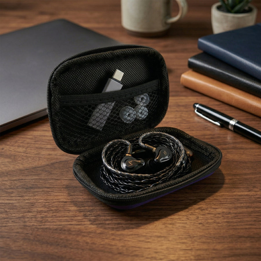 Portable Earphone Case – Compact Travel Organizer for Gadgets